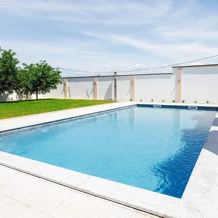 Kaplan Villa *